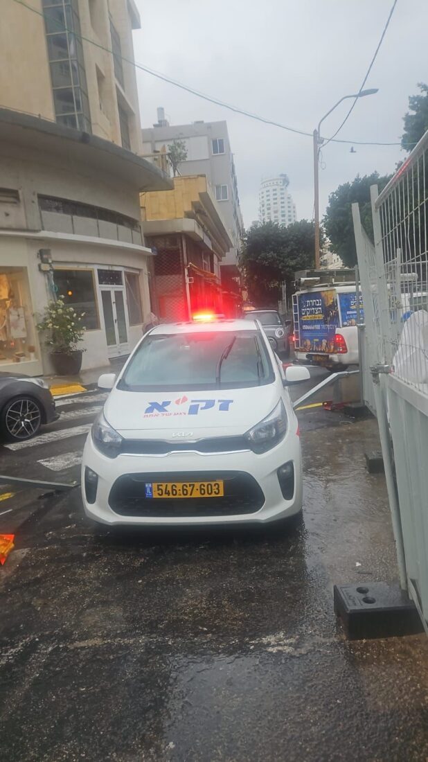 ניידת זקא בשטח