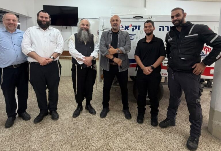 חנן פרץ מנהל אגף ביטחון ושיטור עירוני (סל"ע) בעיריית תל אביב-יפו בסיור בבסיס זק”א